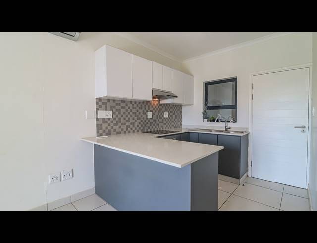 2 BEDROOM APARTMENT TO LET IN UMHLANGA RIDGE